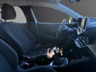 Peugeot 208 bluehdi 100 ss bvm6 active apple car play garantie 12 mois occasion simplicicar marignane  simplicicar...