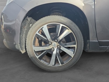 Peugeot 2008 1.6 bluehdi 100ch bvm5 urban cross//garantie 12 mois// occasion simplicicar lille  simplicicar simplicibike france