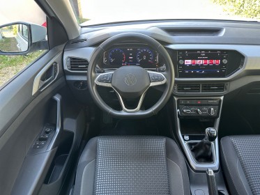 Volkswagen t-cross 1.0 tsi 110 start/stop bvm6 active première main carplay garantie 12 mois occasion simplicicar poitiers...