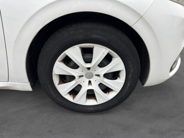 Peugeot 208 1.0 vti 68ch bvm5 like - garantie 12 mois occasion simplicicar arras  simplicicar simplicibike france