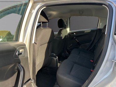 Peugeot 208 active 1.2 82ch bvm5 - faible km - distrib ok - occasion simplicicar compiegne simplicicar simplicibike france