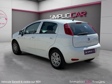 Fiat punto serie 8 1.2 69 ch lounge climatisation jantes alliage ecran numérique garantie 12 mois occasion barberey...