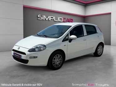 Fiat punto serie 8 1.2 69 ch lounge climatisation jantes alliage ecran numérique garantie 12 mois occasion barberey...