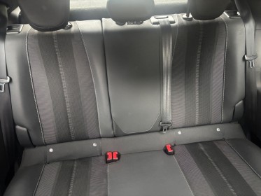 Opel mokka electrique 136 ch  batterie 50 kwh elegance garantie 12 mois carplay sièges et volant chauffants keyless feux......