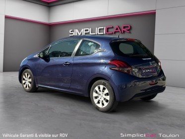 Peugeot 208 1.0 puretech 68ch bvm5 like - garantie 12 mois occasion simplicicar toulon est simplicicar simplicibike france