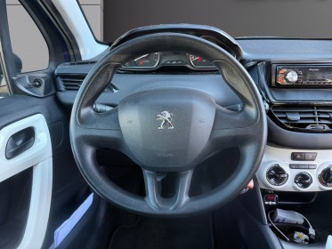 Peugeot 208 1.0 puretech 68ch bvm5 like - garantie 12 mois occasion simplicicar toulon est simplicicar simplicibike france