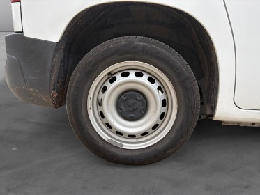 Peugeot partner fourgon bluehdi 100 bvm5 caméra de recul tva récupérable garantie 12 mois occasion simplicicar...