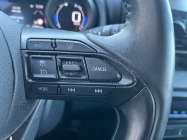 Toyota yaris hybride my22 116h design entretien toyota 1ère main caméra de recul carplay bluetooth navigation garantie...