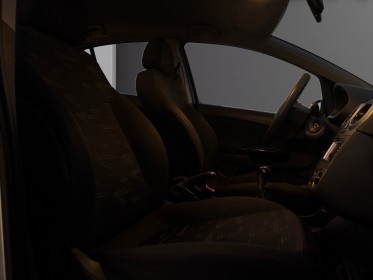 Opel corsa 1.2 - 85 twinport essentia occasion simplicicar frejus  simplicicar simplicibike france