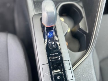 Toyota c-hr hybride my23 1.8l design / siège, chauffant avant / volant, chauffant / apple carplay / garantietoyota occasion...