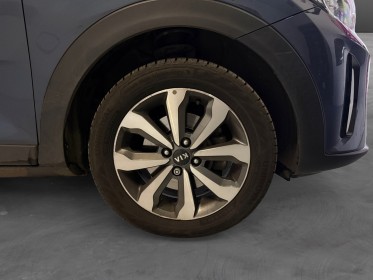 Kia stonic 1.0 t-gdi 100 ch mhev ibvm6 active garantie 24 mois occasion simplicicar le mans simplicicar simplicibike france