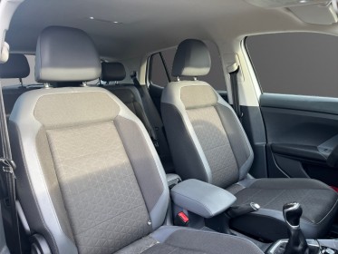 Volkswagen t-cross 1.0 tsi 115 start/stop bvm6 carat siége chauffant apple carplay démarrage sans clé chargeur...