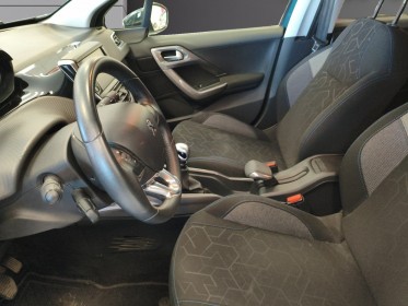 Peugeot 2008 bluehdi 100ch bvm6 style peu de kilomètres garantie un an occasion simplicicar amiens  simplicicar simplicibike...