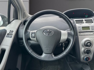 Toyota yaris ii 1.3 - 87 vvt-i luna - premiere main - historique d'entretiens complet disponible occasion simplicicar lagny ...