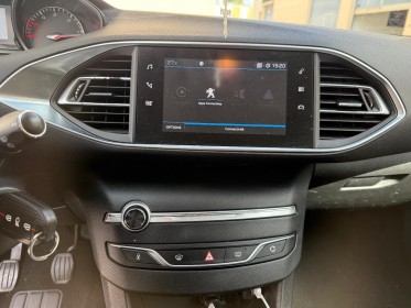Peugeot 308 1.5 bluehdi 130ch ss bvm6 allure - radar av ar - maintien des voies occasion simplicicar lagny  simplicicar...