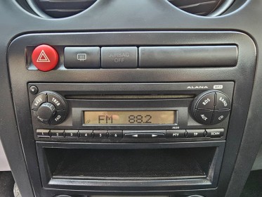 Seat ibiza 1.4 tdi 80 fap ecomotive occasion simplicicar lagny  simplicicar simplicibike france