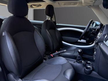 Mini hatch r56 122 ch cooper pack chili  double toit ouvrant faible kilométrage radar de recul garantie 12 mois occasion...