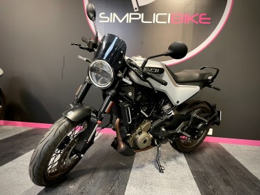 Husqvarna vitpilen 401 garantie 12 mois occasion parc moto simplicicar lyon ouest simplicicar simplicibike france