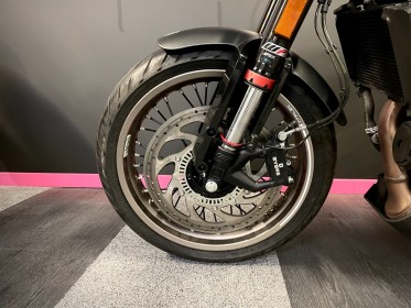 Husqvarna vitpilen 401 garantie 12 mois occasion parc moto simplicicar lyon ouest simplicicar simplicibike france