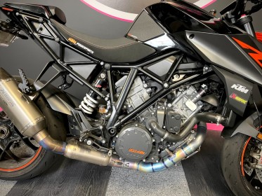Ktm super duke 1290 garantie 12 mois occasion parc moto simplicicar lyon ouest simplicicar simplicibike france