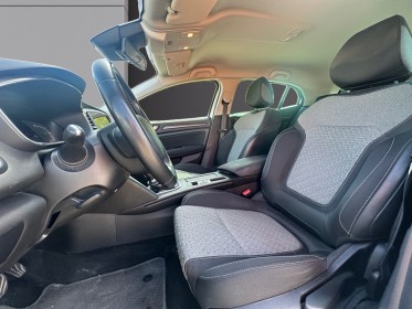 Renault megane iv berline limited blue dci 115 edc occasion avignon (84) simplicicar simplicibike france