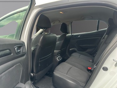 Renault megane iv berline business tce 100ch bvm - 5 places - faible km - occasion simplicicar compiegne simplicicar...
