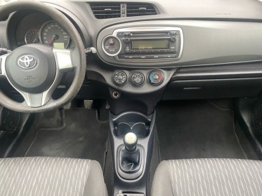 Toyota yaris 69 vvt-i active occasion simplicicar livry gargan simplicicar simplicibike france