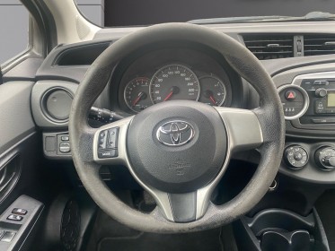 Toyota yaris 69 vvt-i active occasion simplicicar livry gargan simplicicar simplicibike france