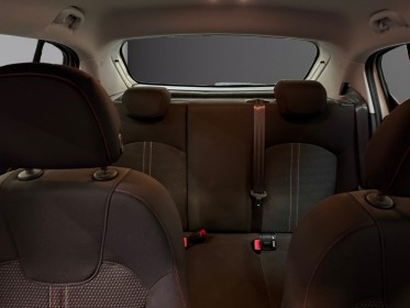 Opel corsa 1.4 90 ch black edition - garantie 12 mois occasion simplicicar lyon ouest simplicicar simplicibike france