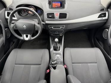 Renault megane iii coupe 1.6 16v 110 - garantie 12mois - radio cd bluetooth mp3 - clim auto - rÉgulateur occasion...