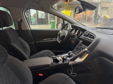 Peugeot 3008 hybrid4 2.0 hdi 163ch fap etg6  electric 37ch 85g occasion paris 15ème (75) simplicicar simplicibike france