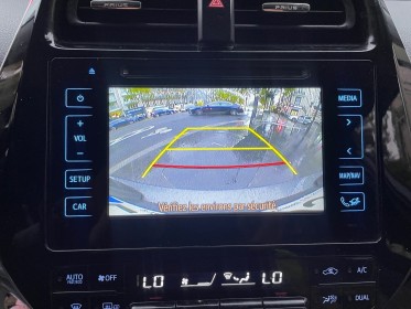 Toyota prius hybride dynamic / garantie 12 mois / affichage tÊte haute / camÉra de recul / chargeur a induction occasion...