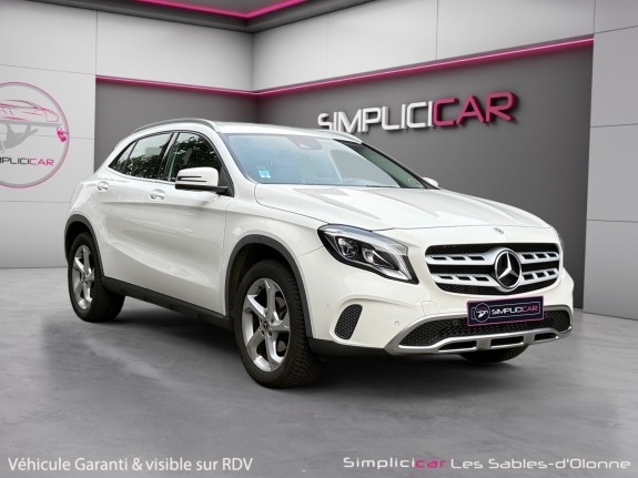 Mercedes gla 200 sensation / sieges sport cuir et tissu /  garantie 12 mois occasion simplicicar les sables-d'olonne...
