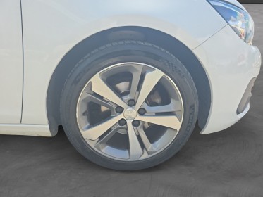 Peugeot 308 puretech 130ch ss eat8 tech edition - toit panoramique - garantie 12 mois occasion parc voitures beauvais...