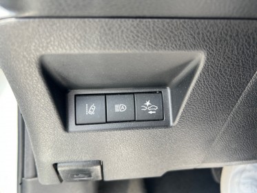 Toyota yaris 1.5 vvti 16v hsd hybrid 100h e-cvt 75 cv occasion simplicicar st-maximin simplicicar simplicibike france