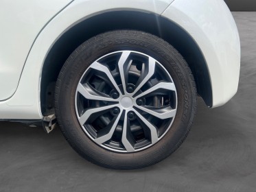 Toyota yaris 1.5 vvti 16v hsd hybrid 100h e-cvt 75 cv occasion simplicicar st-maximin simplicicar simplicibike france