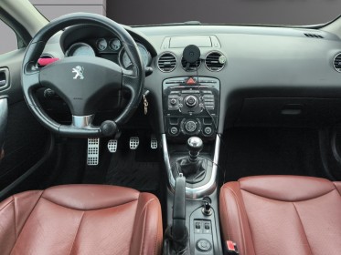 Peugeot 308 cc 1.6 thp 156ch féline - garantie 1 an occasion parc voitures beauvais simplicicar simplicibike france