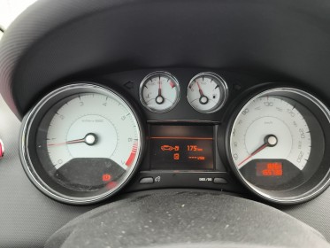 Peugeot 308 cc 1.6 thp 156ch féline - garantie 1 an occasion parc voitures beauvais simplicicar simplicibike france