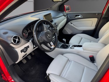 Mercedes classe b 180 blueefficiency edition intuition  caméra de recul  siéges chauffants  garantie 12 mois occasion...