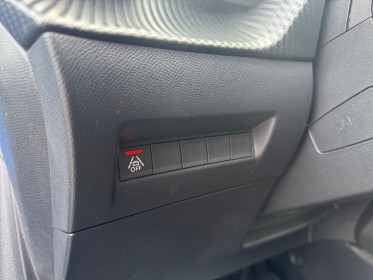 Peugeot 208 1.5 bluehdi gt line 100 ch ss  || garantie 12 mois || occasion osny simplicicar simplicibike france