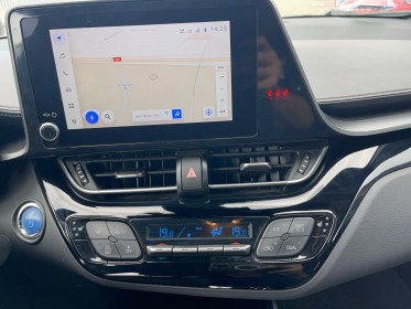 Toyota c-hr hybride my23 simplifiee 2.0l dynamic ultimate / attelage amovible / 1ère main occasion simplicicar grenoble...