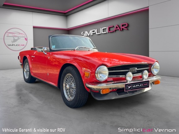 Triumph tr6 etat irréprochable  de 10000 euros de facture pour restauration  garantie possible occasion simplicicar vernon...