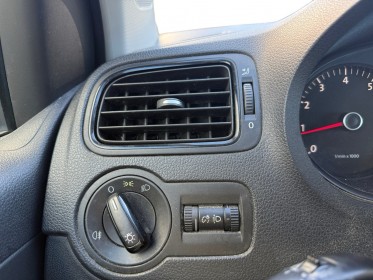 Volkswagen polo 1.2 60 trendline/radio/alarme/garantie occasion simplicicar salon de provence simplicicar simplicibike france