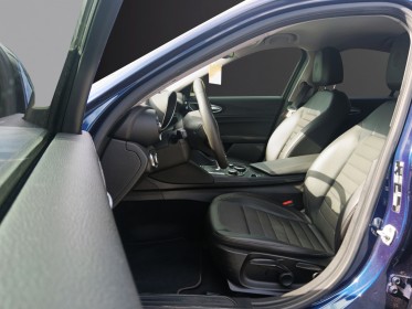 Alfa romeo giulia my20 2.2 jtd 190ch boîte de vitesse at8 finition super / s/s / line assist / caméra de recul occasion...