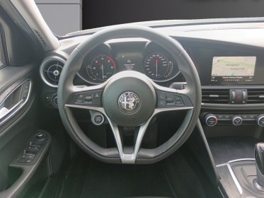 Alfa romeo giulia my20 2.2 jtd 190ch boîte de vitesse at8 finition super / s/s / line assist / caméra de recul occasion...