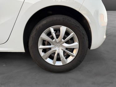 Opel corsa 1.2 75 ch bvm5 edition garantie 12 mois occasion simplicicar le mans simplicicar simplicibike france