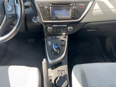 Toyota auris touring sports hybride 136h style  / entretien full toyota occasion simplicicar st-maximin simplicicar...