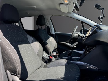 Peugeot 2008 1.2 vti 82ch bvm5 style - avec dashcam occasion simplicicar lagny  simplicicar simplicibike france