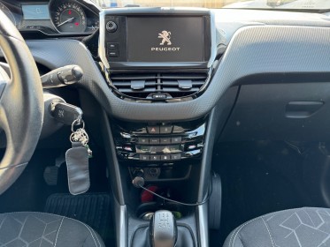 Peugeot 2008 1.2 vti 82ch bvm5 style - avec dashcam occasion simplicicar lagny  simplicicar simplicibike france