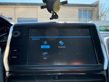 Peugeot 2008 1.2 vti 82ch bvm5 style - avec dashcam occasion simplicicar lagny  simplicicar simplicibike france